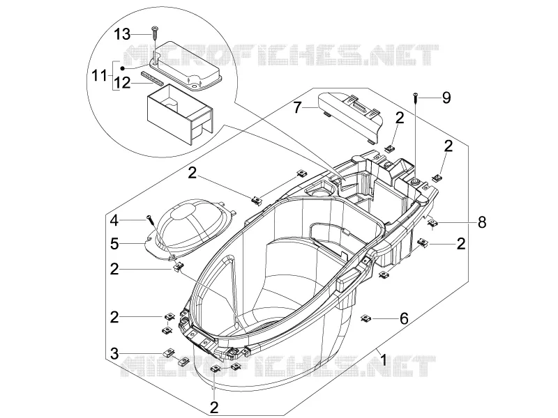 Logement casque - Dessous de selle
