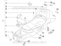 Logement casque - Dessous de selle