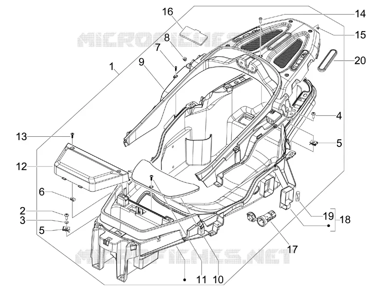 Logement casque - Dessous de selle